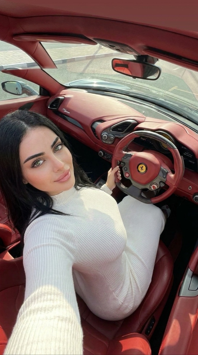 Laila 6