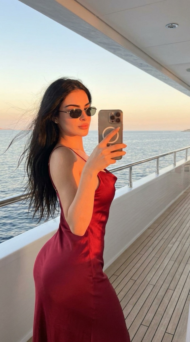 Laila 7